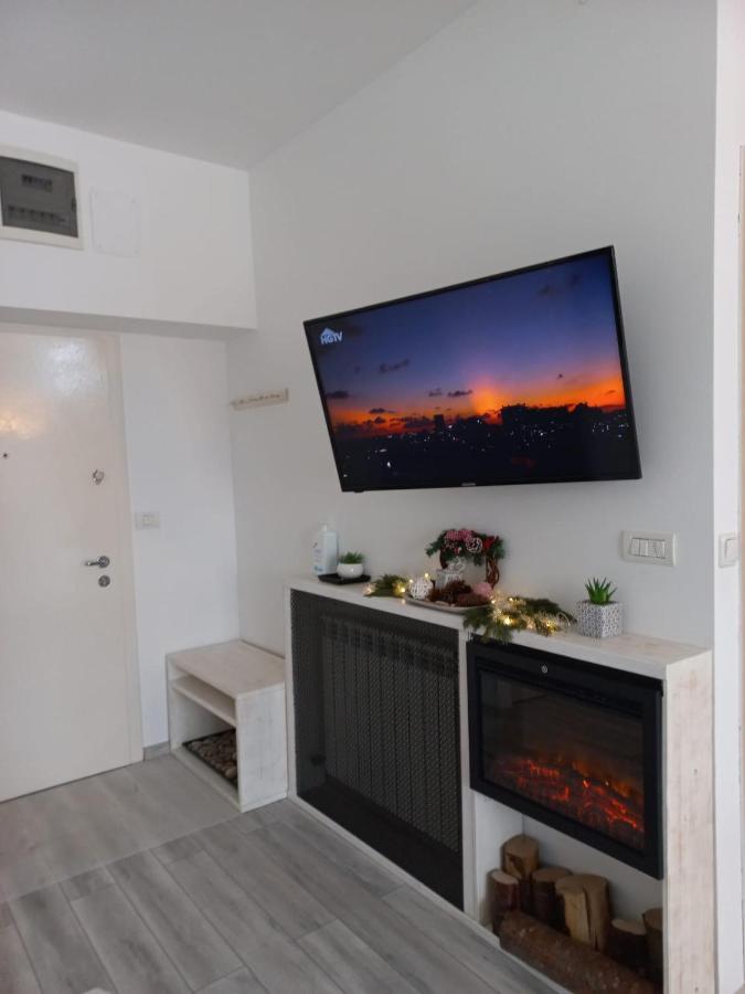 Appartamento Belleview Garden Studio Sinaia Esterno foto